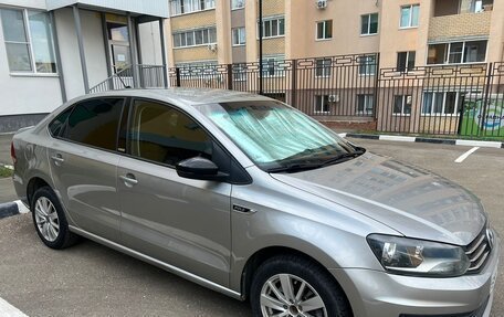 Volkswagen Polo VI (EU Market), 2017 год, 1 310 000 рублей, 2 фотография