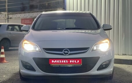 Opel Astra J, 2012 год, 770 000 рублей, 2 фотография