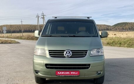 Volkswagen Multivan T5, 2006 год, 1 700 000 рублей, 1 фотография