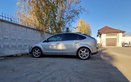 Ford Focus II рестайлинг, 2006 год, 420 000 рублей, 1 фотография