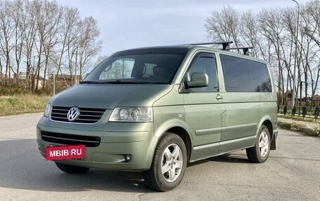 Volkswagen Multivan T5, 2006 год, 1 700 000 рублей, 4 фотография