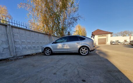 Ford Focus II рестайлинг, 2006 год, 420 000 рублей, 2 фотография