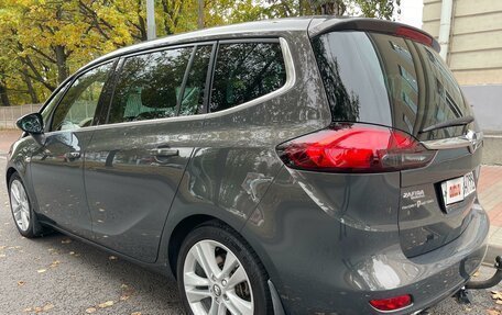 Opel Zafira C рестайлинг, 2014 год, 1 890 000 рублей, 6 фотография