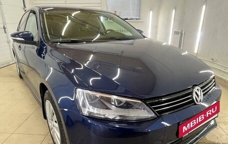 Volkswagen Jetta VI, 2013 год, 1 150 000 рублей, 3 фотография