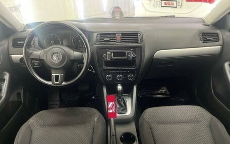 Volkswagen Jetta VI, 2013 год, 1 150 000 рублей, 28 фотография