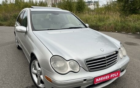 Mercedes-Benz C-Класс, 2005 год, 650 000 рублей, 11 фотография