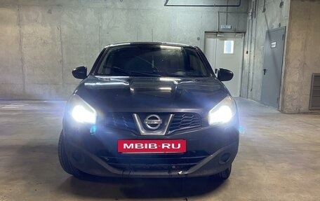 Nissan Qashqai, 2011 год, 795 000 рублей, 2 фотография