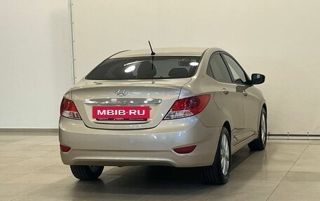 Hyundai Solaris II рестайлинг, 2011 год, 935 000 рублей, 6 фотография