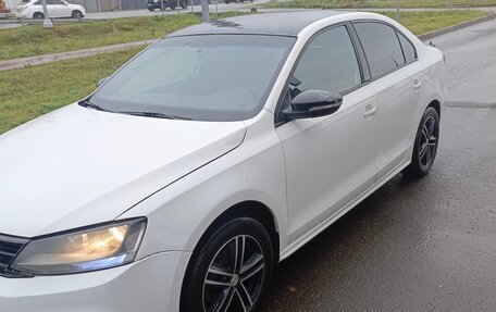 Volkswagen Jetta VI, 2015 год, 1 295 000 рублей, 1 фотография