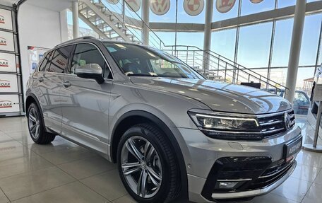 Volkswagen Tiguan II, 2020 год, 3 780 000 рублей, 6 фотография