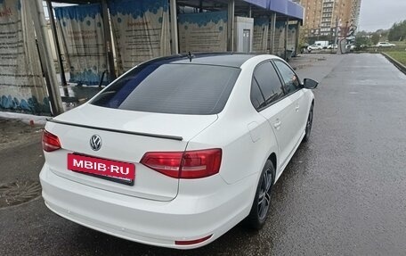 Volkswagen Jetta VI, 2015 год, 1 295 000 рублей, 5 фотография