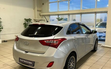 Hyundai i30 II рестайлинг, 2013 год, 899 000 рублей, 2 фотография