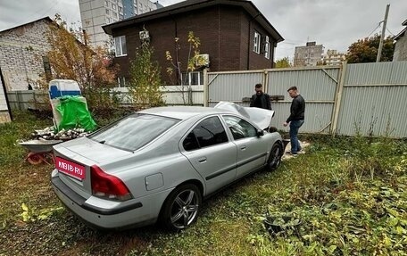 Volvo S60 III, 2003 год, 200 000 рублей, 1 фотография