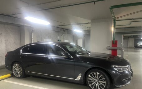 BMW 7 серия, 2015 год, 3 650 000 рублей, 2 фотография