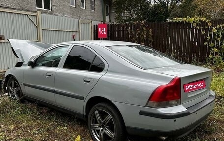 Volvo S60 III, 2003 год, 200 000 рублей, 2 фотография