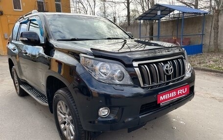 Toyota Land Cruiser Prado 150 рестайлинг 2, 2010 год, 3 190 000 рублей, 7 фотография