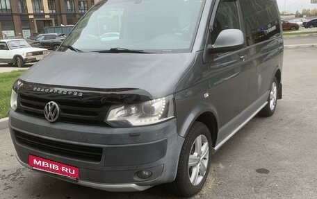 Volkswagen Multivan T5, 2012 год, 2 400 000 рублей, 4 фотография