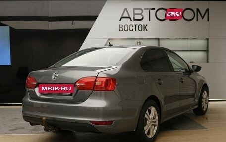 Volkswagen Jetta VI, 2013 год, 870 000 рублей, 4 фотография