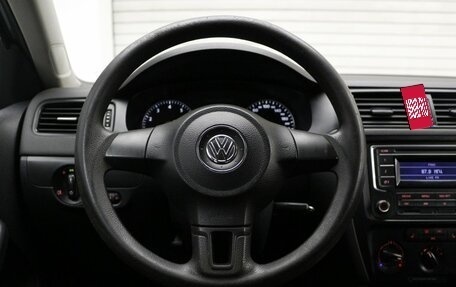 Volkswagen Jetta VI, 2013 год, 870 000 рублей, 13 фотография