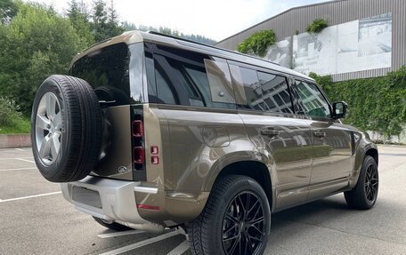 Land Rover Defender II, 2023 год, 10 700 000 рублей, 4 фотография