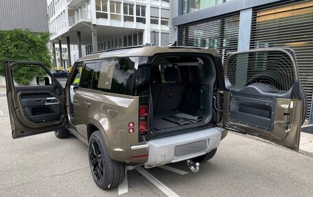 Land Rover Defender II, 2023 год, 10 700 000 рублей, 5 фотография