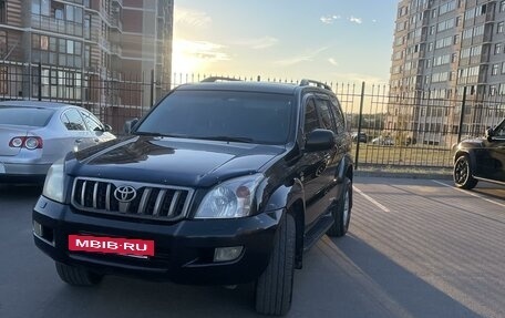 Toyota Land Cruiser Prado 120 рестайлинг, 2009 год, 2 500 000 рублей, 2 фотография