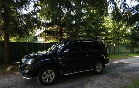 Toyota Land Cruiser Prado 120 рестайлинг, 2006 год, 2 350 000 рублей, 3 фотография