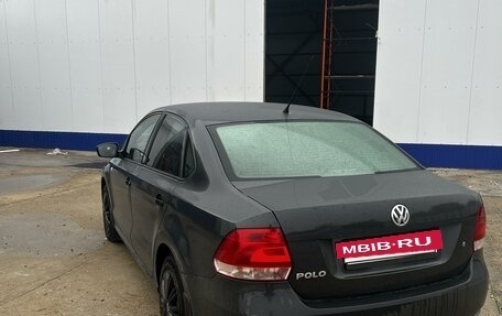 Volkswagen Polo VI (EU Market), 2011 год, 700 000 рублей, 3 фотография