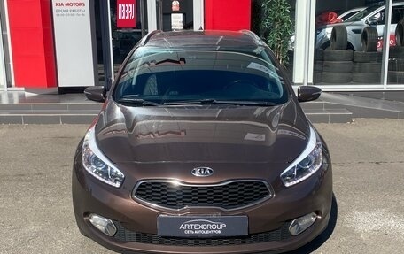 KIA cee'd III, 2014 год, 1 328 000 рублей, 2 фотография