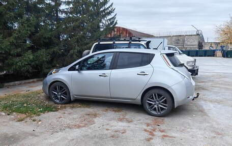 Nissan Leaf I, 2013 год, 1 700 000 рублей, 1 фотография