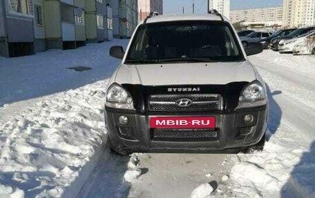 Hyundai Tucson III, 2008 год, 950 000 рублей, 3 фотография