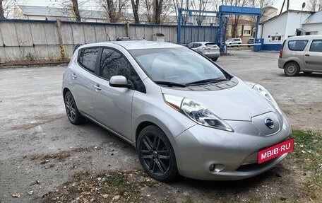 Nissan Leaf I, 2013 год, 1 700 000 рублей, 3 фотография