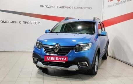 Renault Sandero II рестайлинг, 2020 год, 1 330 000 рублей, 3 фотография