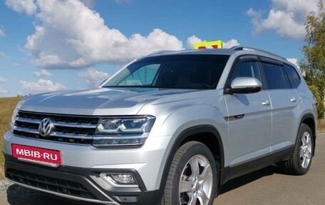 Volkswagen Teramont I, 2018 год, 3 980 000 рублей, 2 фотография