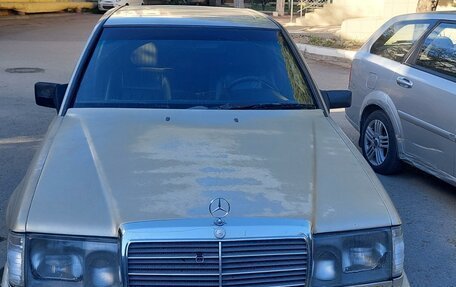 Mercedes-Benz W124, 1985 год, 330 000 рублей, 10 фотография