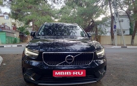 Volvo XC40 I, 2021 год, 3 950 000 рублей, 2 фотография