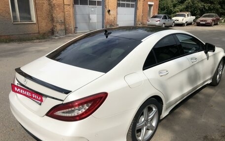 Mercedes-Benz CLS, 2015 год, 3 500 000 рублей, 10 фотография