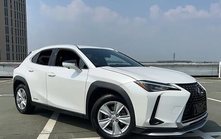 Lexus UX I, 2020 год, 2 690 000 рублей, 3 фотография