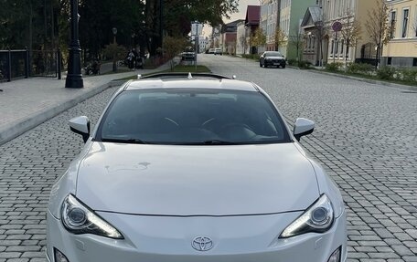 Toyota GT86 I, 2012 год, 2 400 000 рублей, 1 фотография