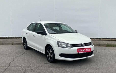 Volkswagen Polo VI (EU Market), 2012 год, 803 000 рублей, 3 фотография