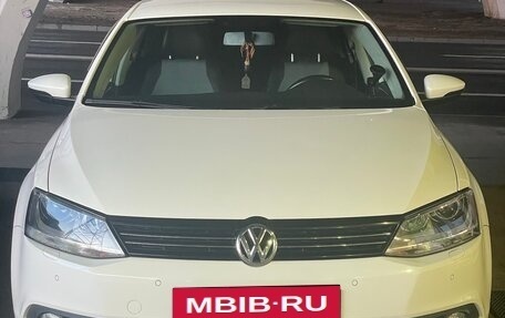 Volkswagen Jetta VI, 2013 год, 1 250 000 рублей, 15 фотография