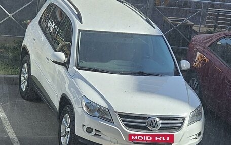 Volkswagen Tiguan I, 2011 год, 1 498 000 рублей, 2 фотография