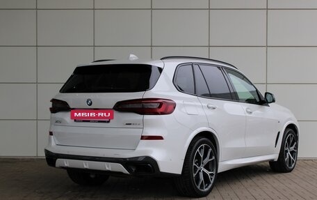 BMW X5, 2021 год, 8 990 000 рублей, 2 фотография