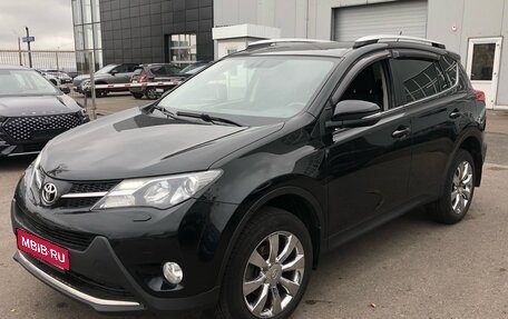 Toyota RAV4, 2015 год, 2 149 000 рублей, 1 фотография