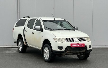 Mitsubishi L200 IV рестайлинг, 2012 год, 1 099 000 рублей, 3 фотография