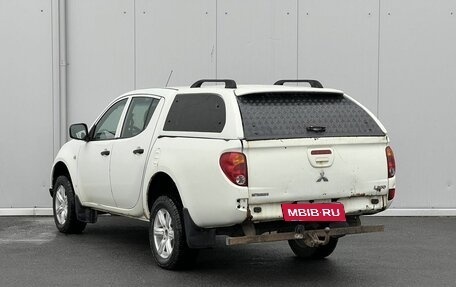 Mitsubishi L200 IV рестайлинг, 2012 год, 1 099 000 рублей, 7 фотография