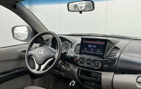 Mitsubishi L200 IV рестайлинг, 2012 год, 1 099 000 рублей, 14 фотография