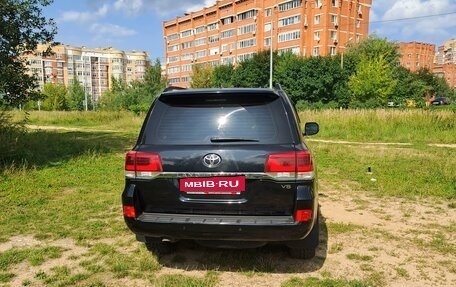 Toyota Land Cruiser 200, 2018 год, 6 800 000 рублей, 7 фотография