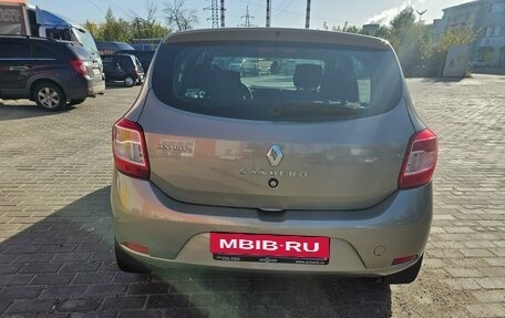 Renault Sandero II рестайлинг, 2015 год, 650 000 рублей, 5 фотография