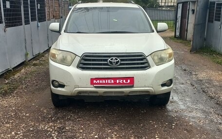 Toyota Highlander III, 2009 год, 1 950 000 рублей, 3 фотография